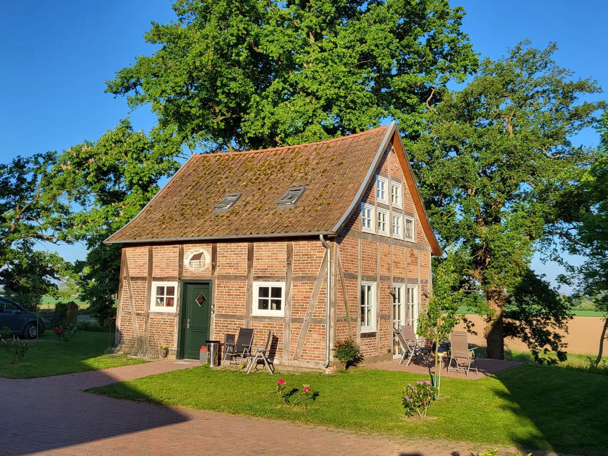 Altes Backhaus Bauernhof Vogel Apartment Rohrsen ภายนอก รูปภาพ